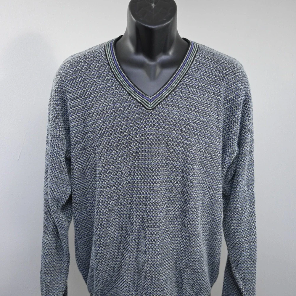 VTG Tricots St Raphael Knitted V Neck Sweater Rayon Nylon USA MADE Mens Large